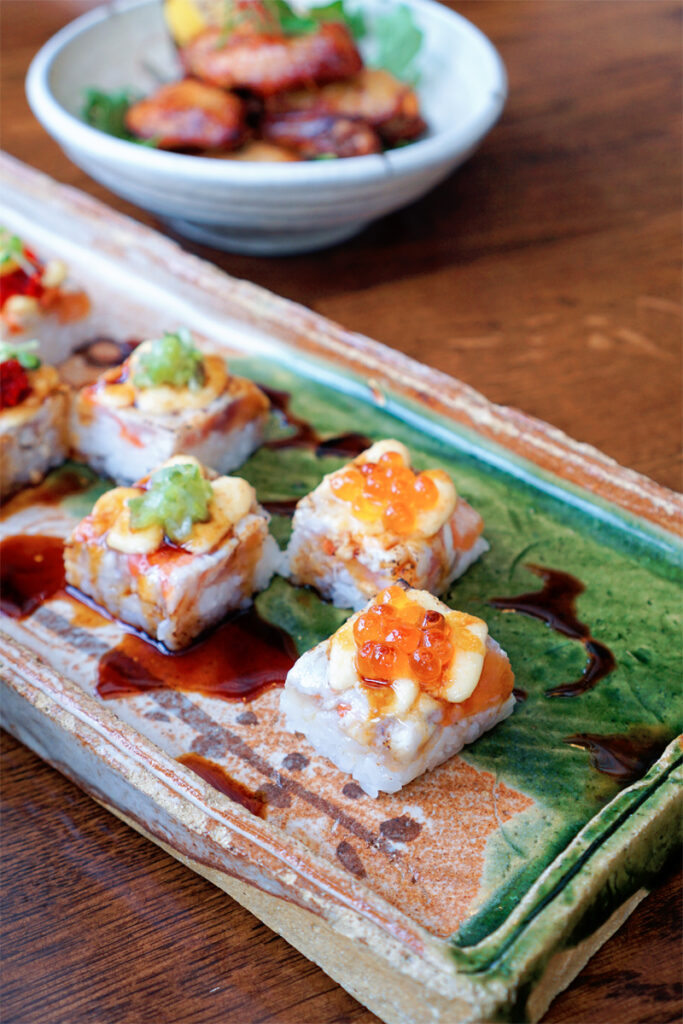 aburi sushi at raisu in vancouver