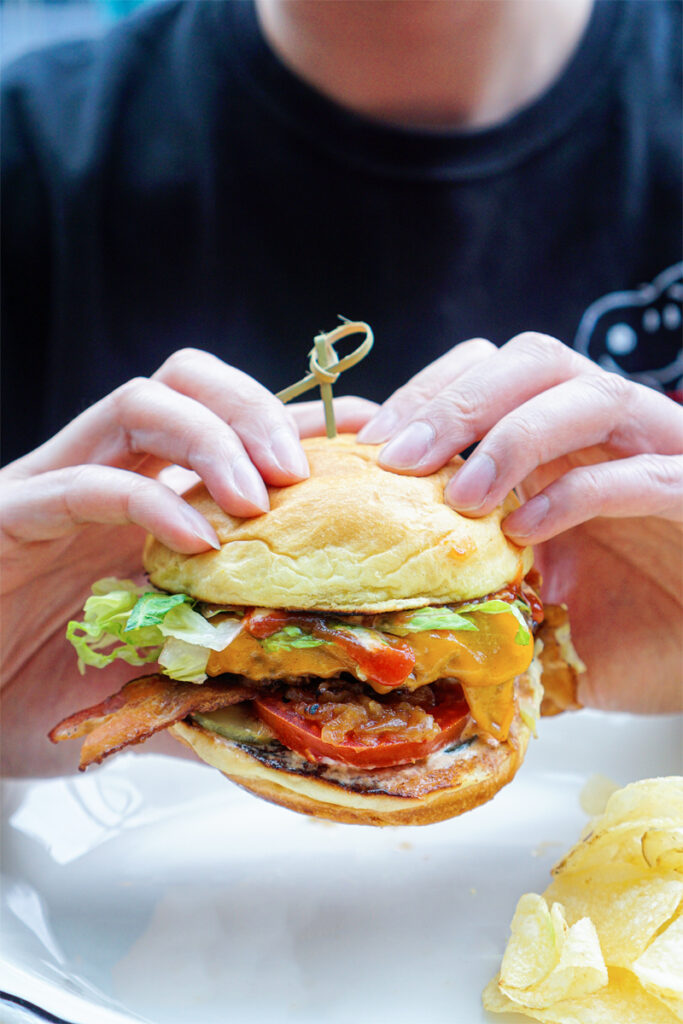 The Parlour Restaurant in Yaletown 50% off bottles of wine best pizza in yaletown SMASH CHEDDAR & BACON BURGER