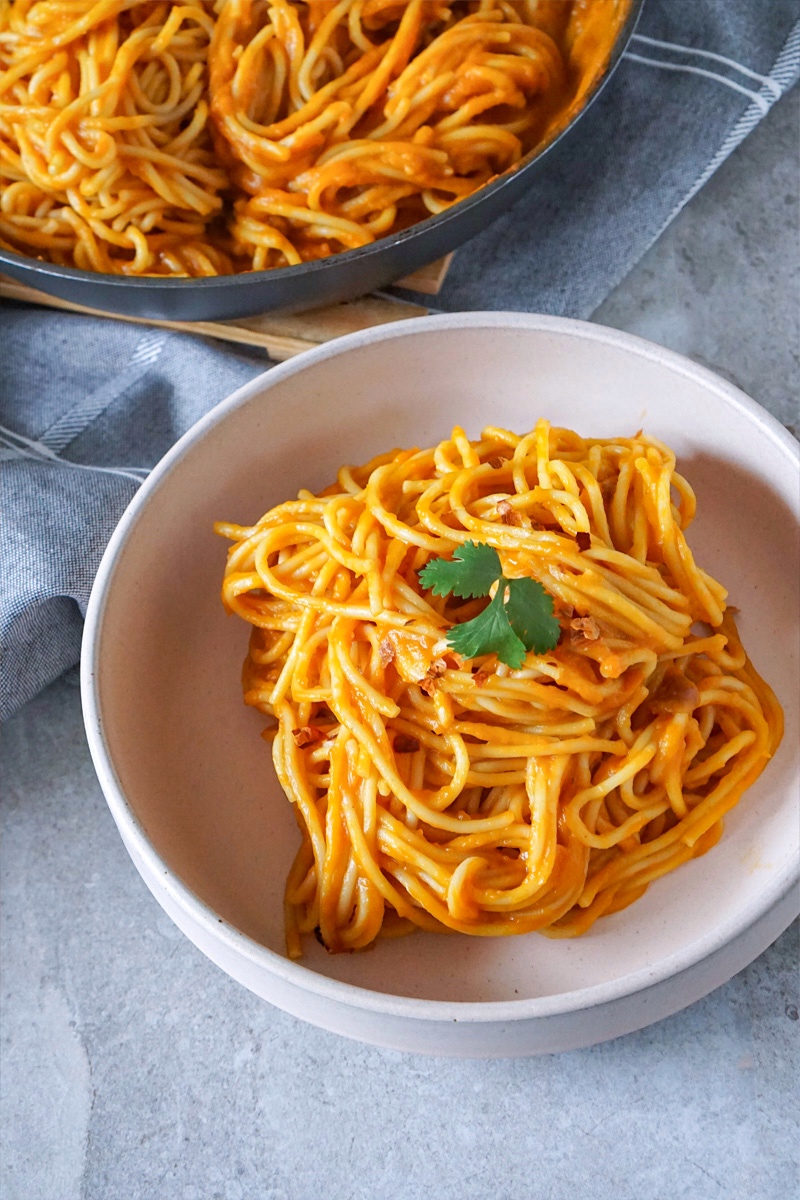 vegan creamy butternut squash pasta