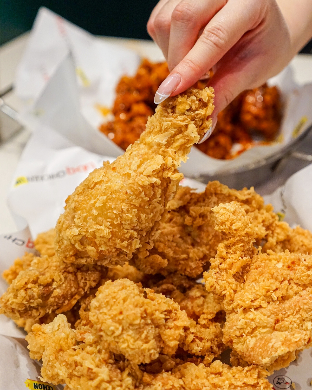5 Best Restaurants in Vancouver for Fried Chicken bb.q chicken robson west Korean fried chicken